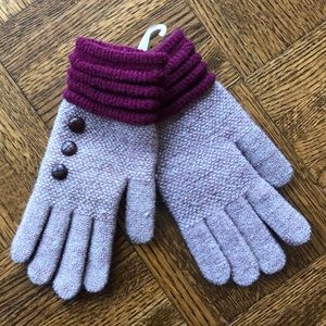 Britt’s Knits Ultra Soft Gloves- tan/ crimson OS